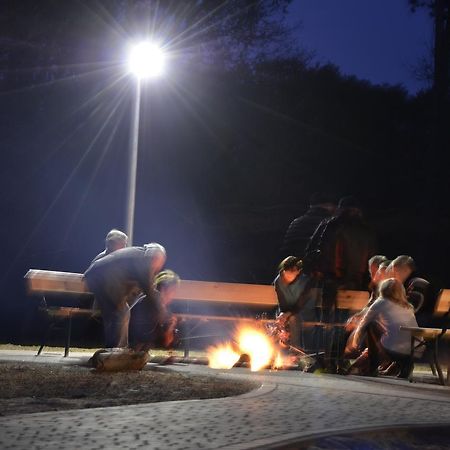 Rezydencja Nad Jeziorem Pestkownica Extérieur photo