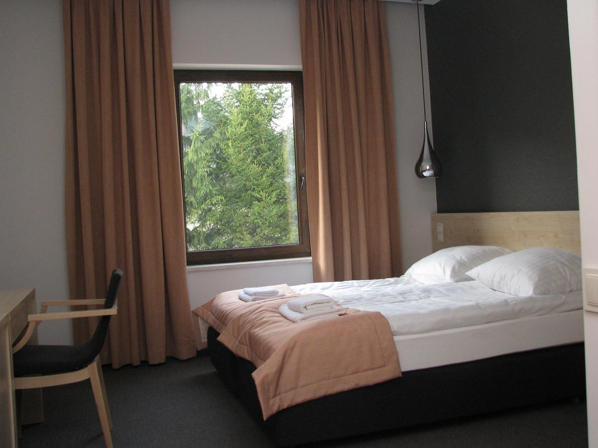 Rezydencja Nad Jeziorem Pestkownica Chambre photo